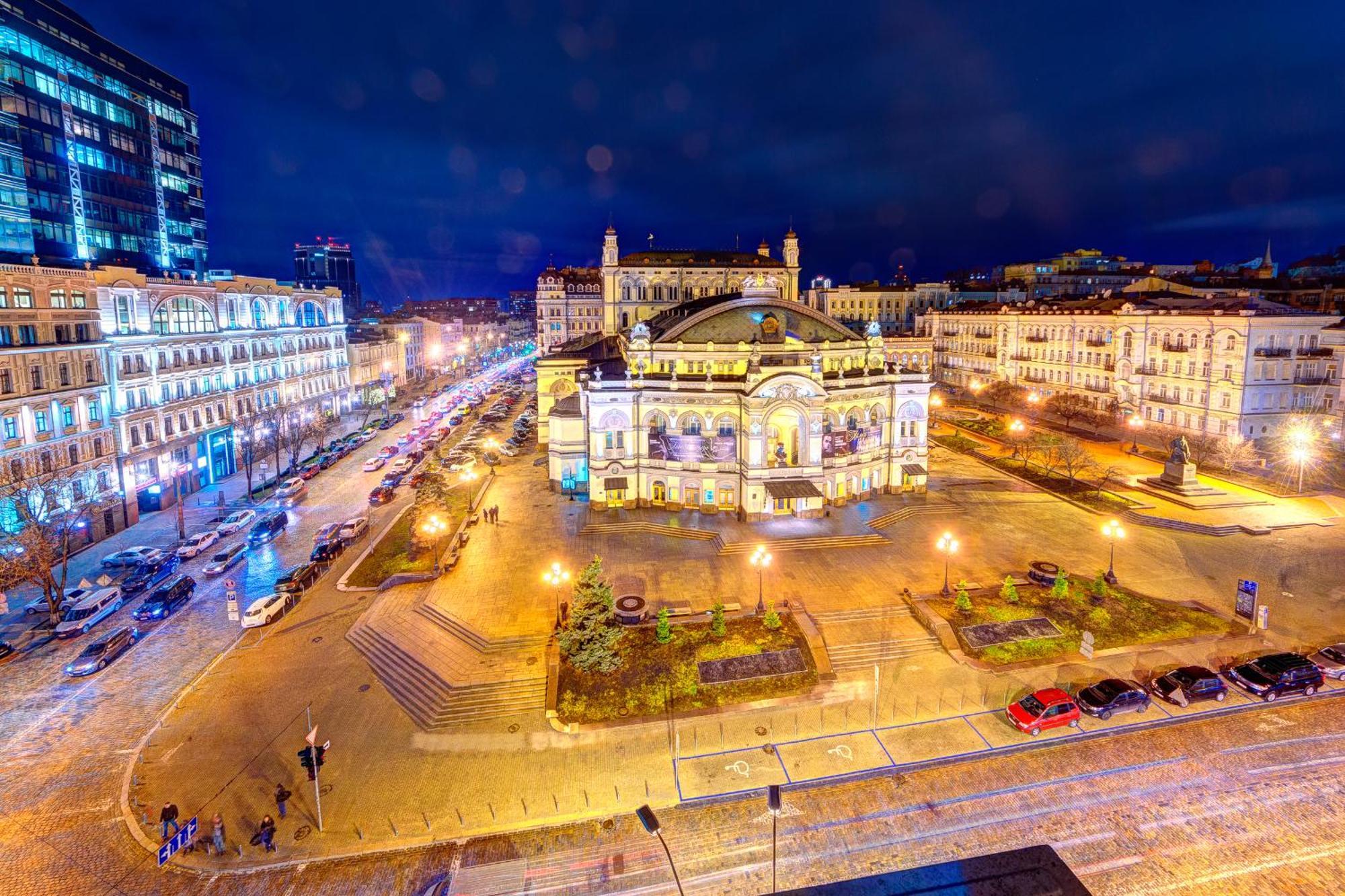 Апартаменти 4-Кімнатні Поруч З Метро Золоті Ворота Kiev Exterior foto